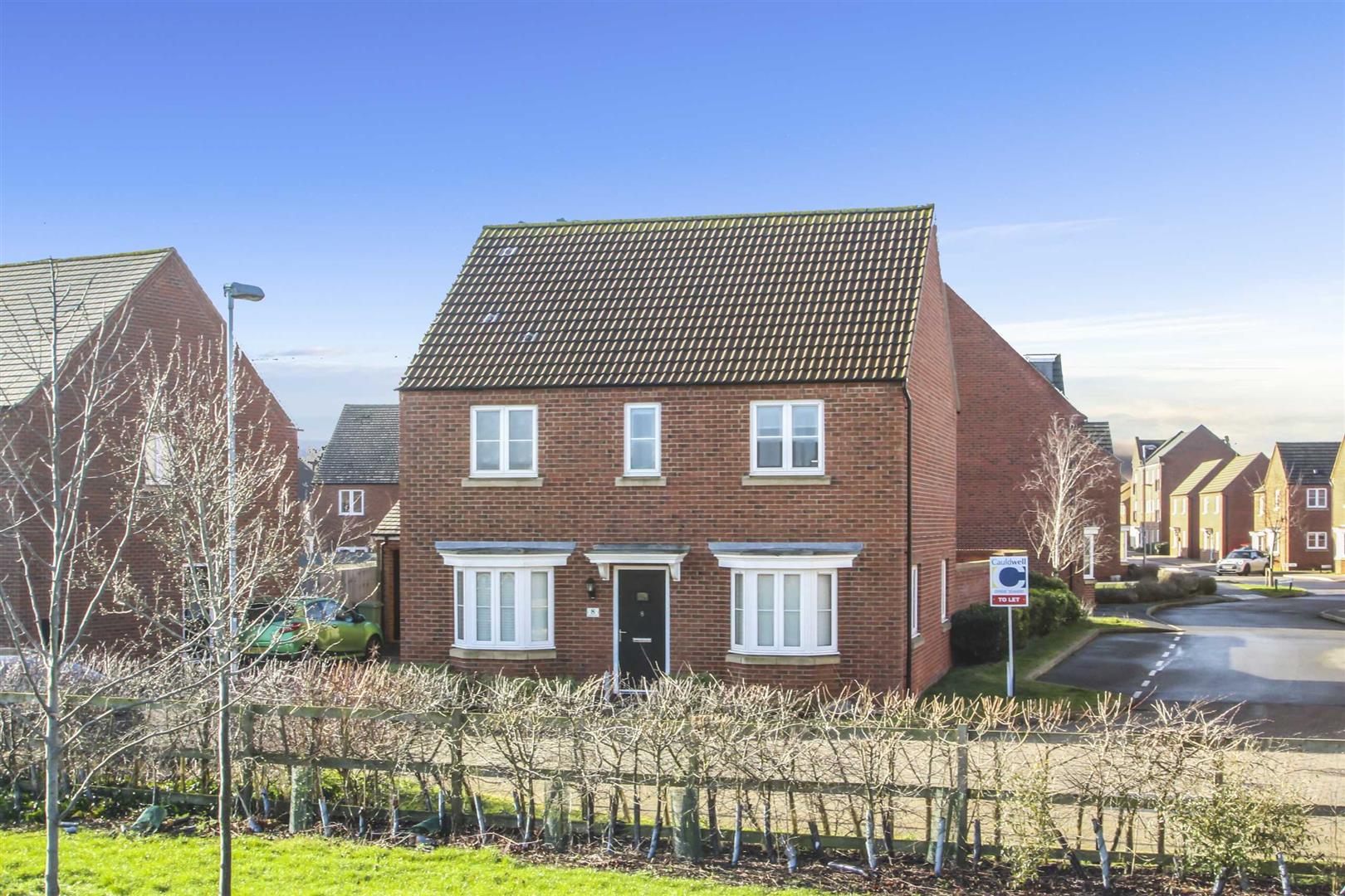 4 bed property in Swaledale End, Milton Keynes